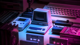 星际争霸2战术讲解 - 如何应对虫族速攻